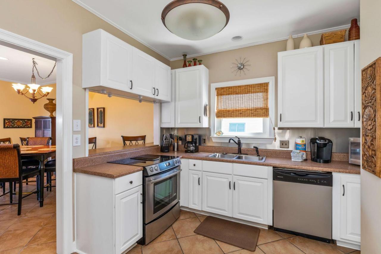 Pelican Pass By Albvr - Great Home On Little Lagoon And Just Steps To The Beach Галф Шорс Екстериор снимка
